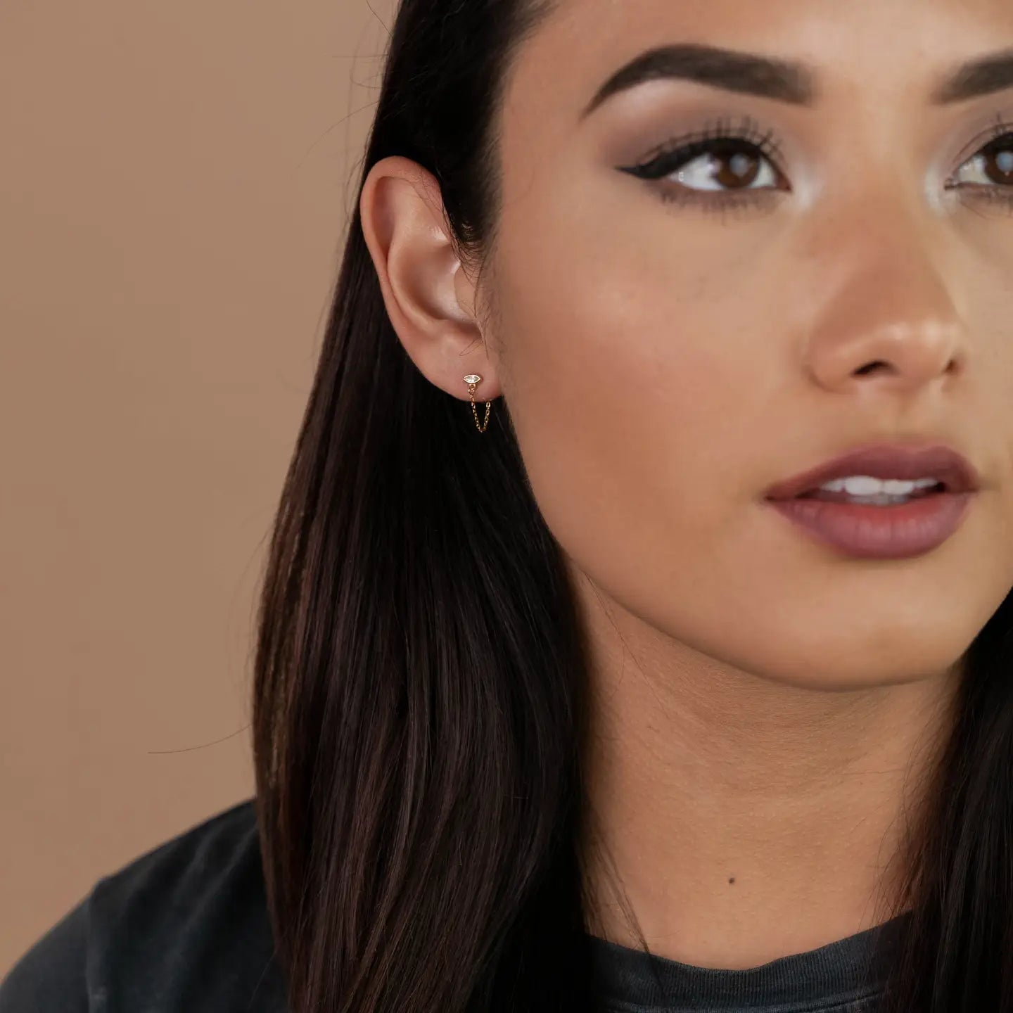 Jax Kelly - Chain Huggie Stud