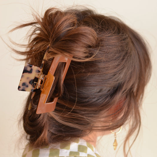 Love Lina | Betty 4in Hair Clip, Tort/Bronze