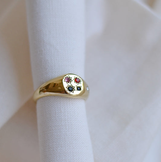 Bijoux 7bis | Stainless Steel Chevaliere Ring with Beveled Rhinestones in Star Setting