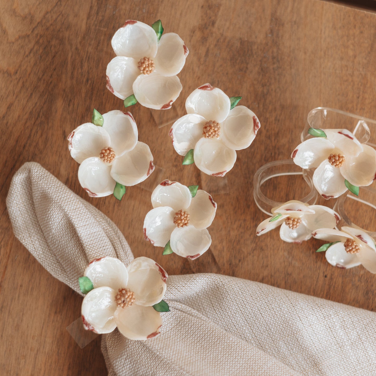 Magnolia Plastic Napkin Rings, Set of 8