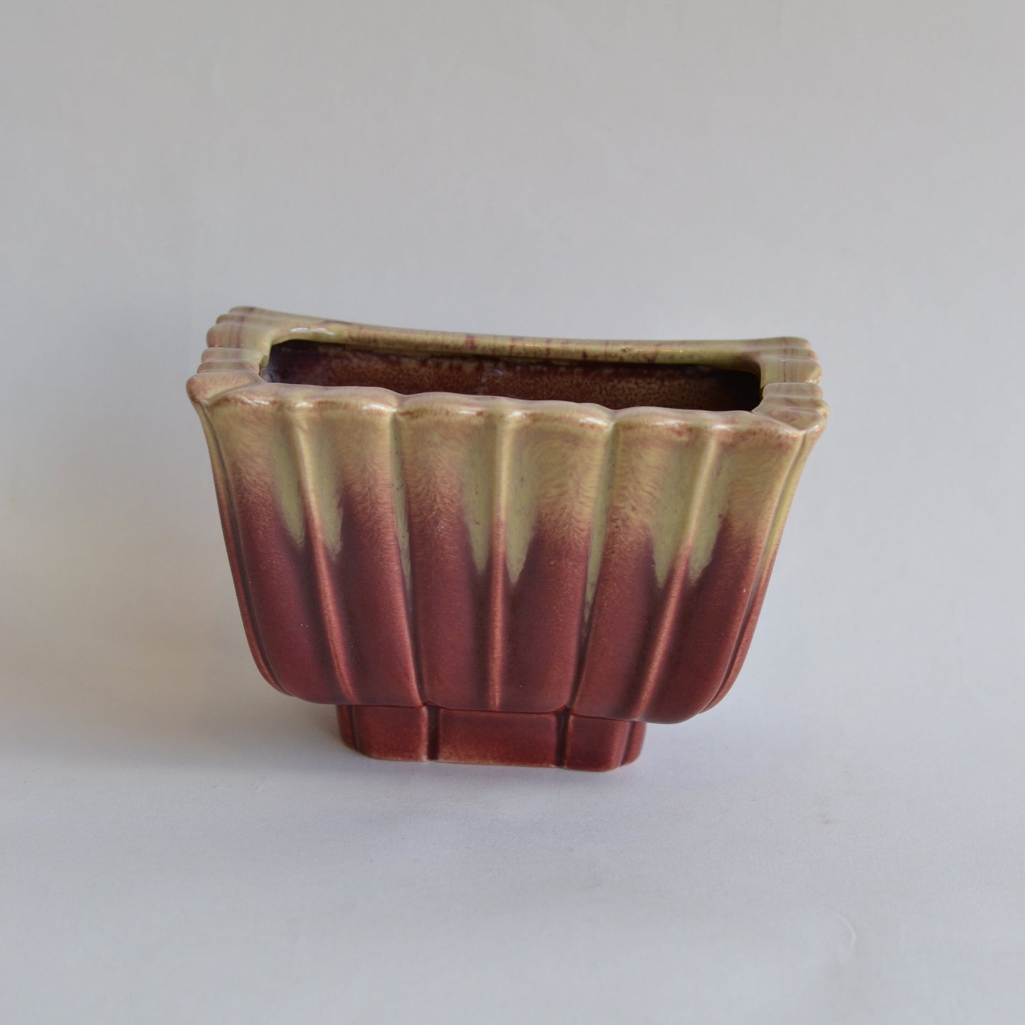 Wilhite of California Maroon and Beige Planter