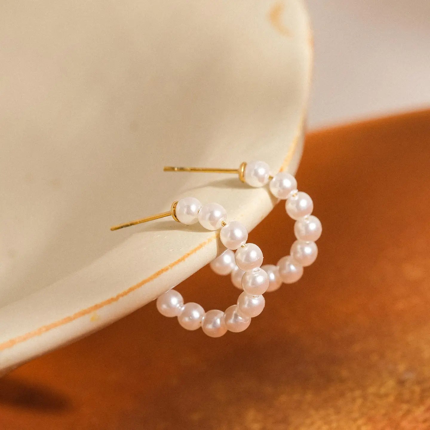MAIQ | Pearl Hoop Earrings