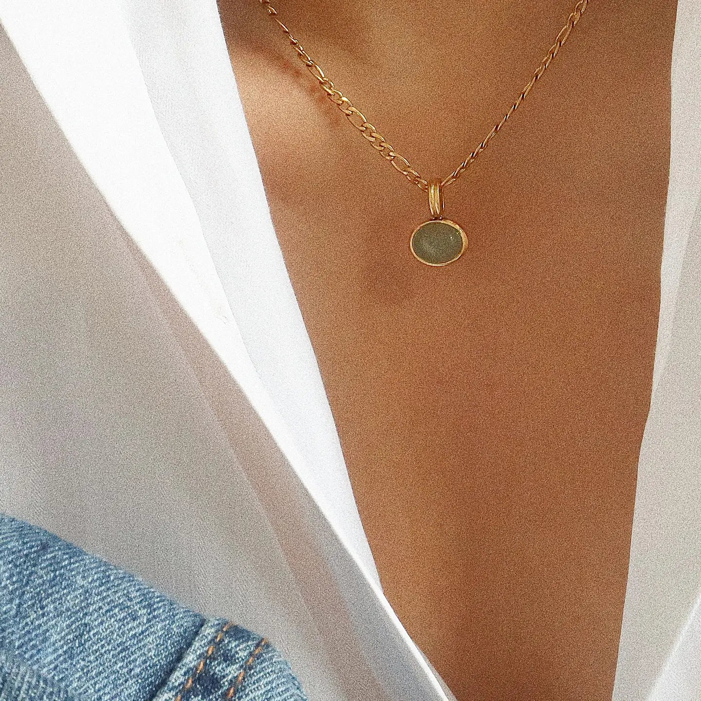 MAIQ | Round Green Pendant Necklace