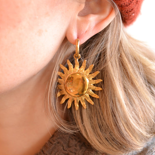 Bazou | Hoop Earring with Extra Large Sun Charm