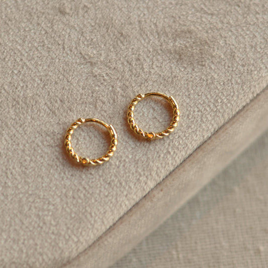 Dune Hoops | Tiny Twisted Huggies, 12mm