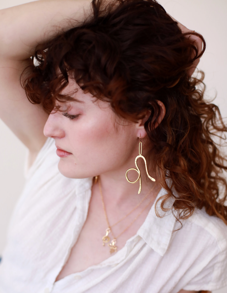 Cire’ Alexandria | Mismatched Snake Earrings