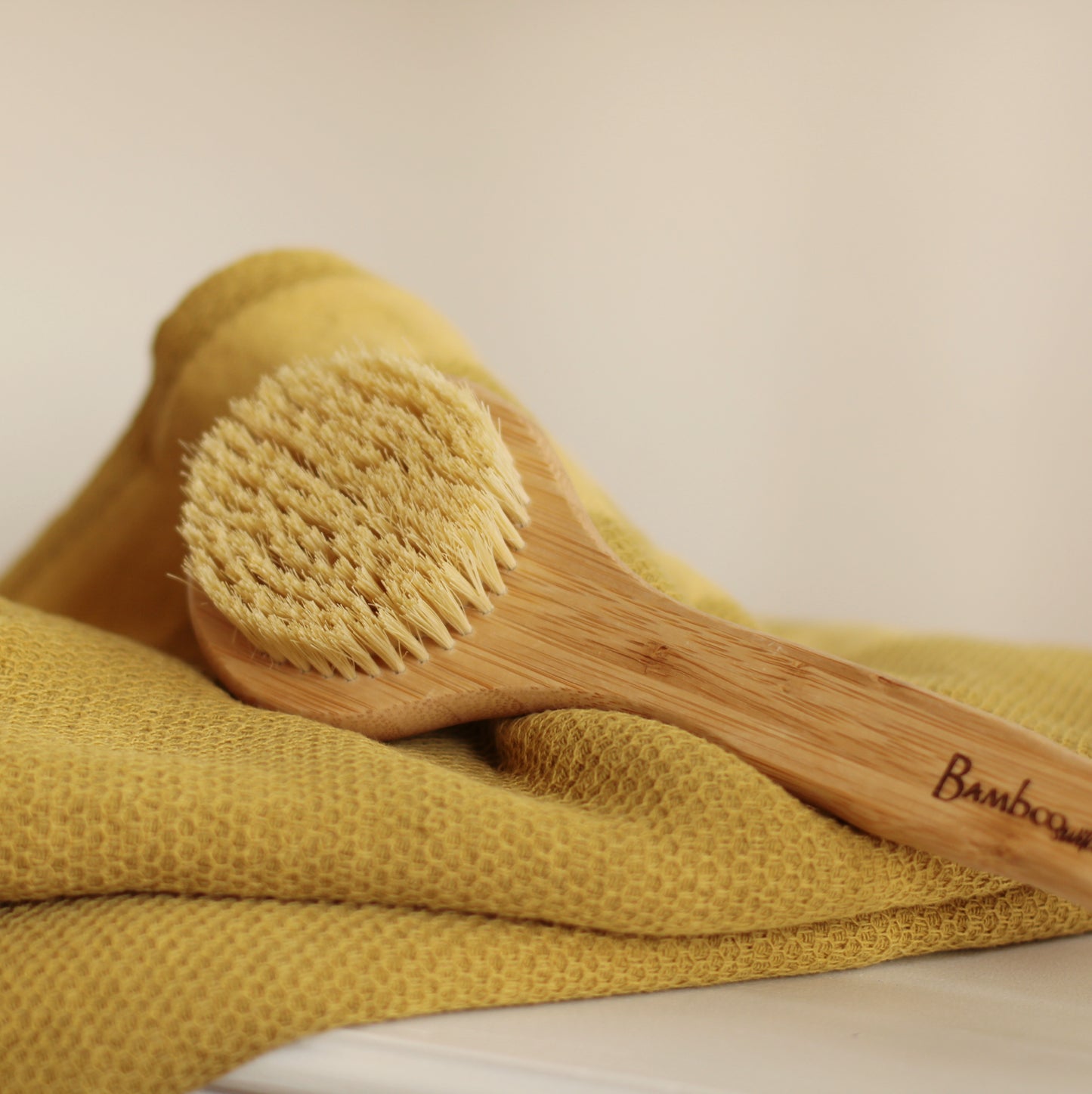 Bamboo Switch | Vegan Bamboo Dry Brush