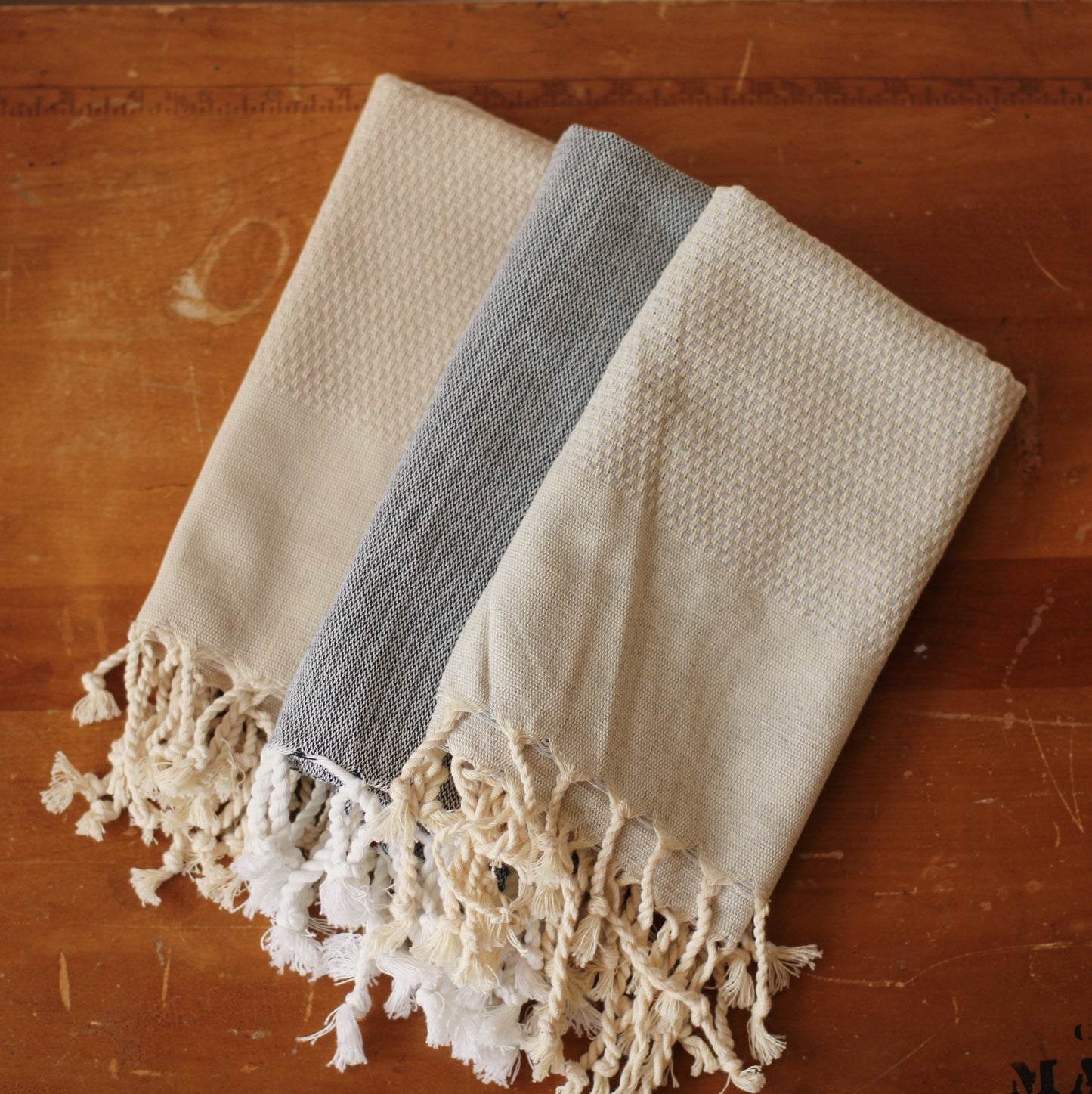 Riley Land Collection | 100% Turkish Cotton Hand Towel in Charcoal